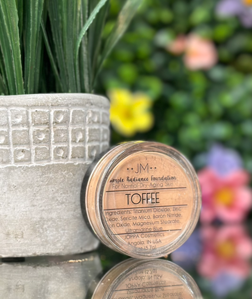 Simple Radiance Mineral Foundation