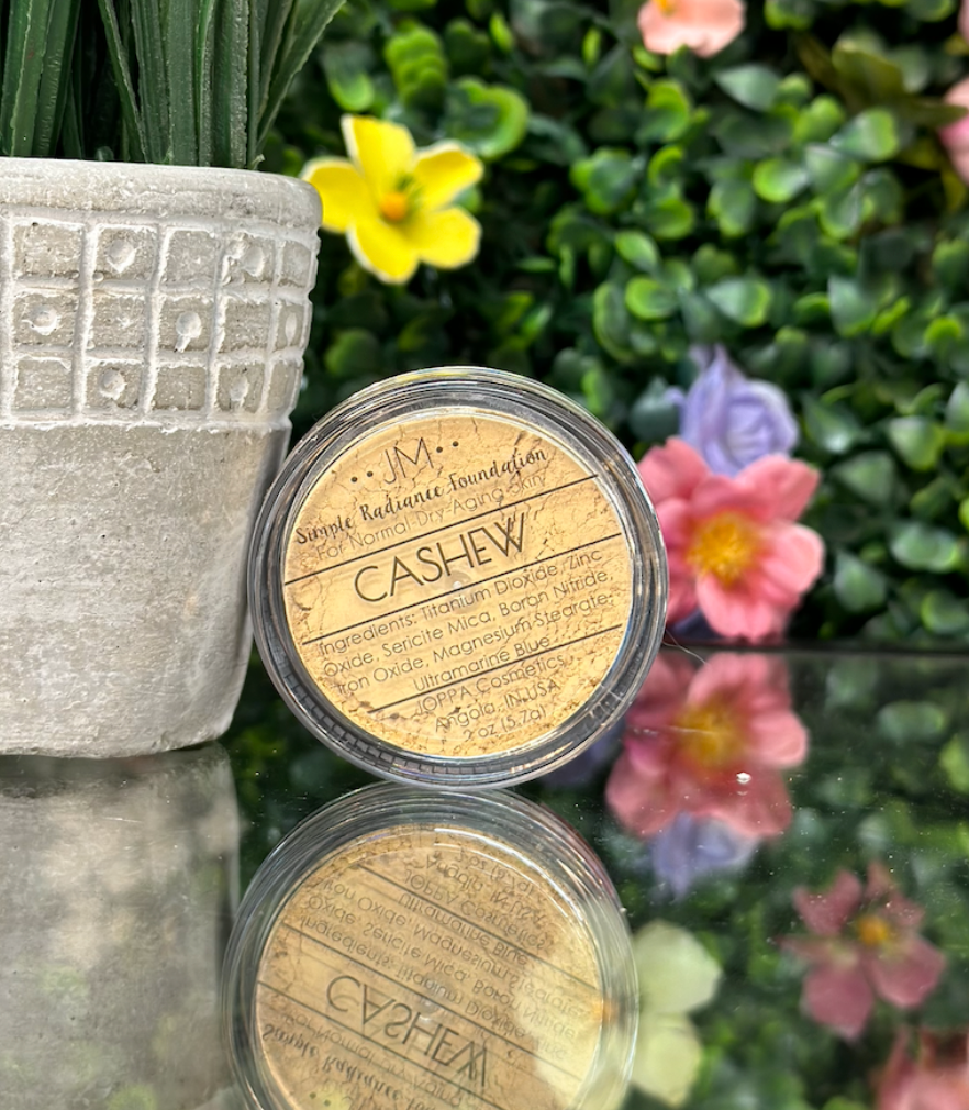 Simple Radiance Mineral Foundation