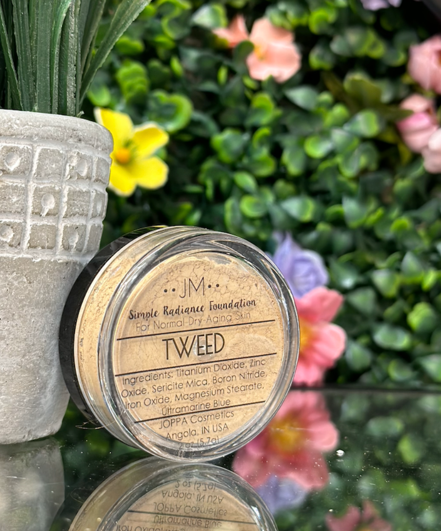 Simple Radiance Mineral Foundation